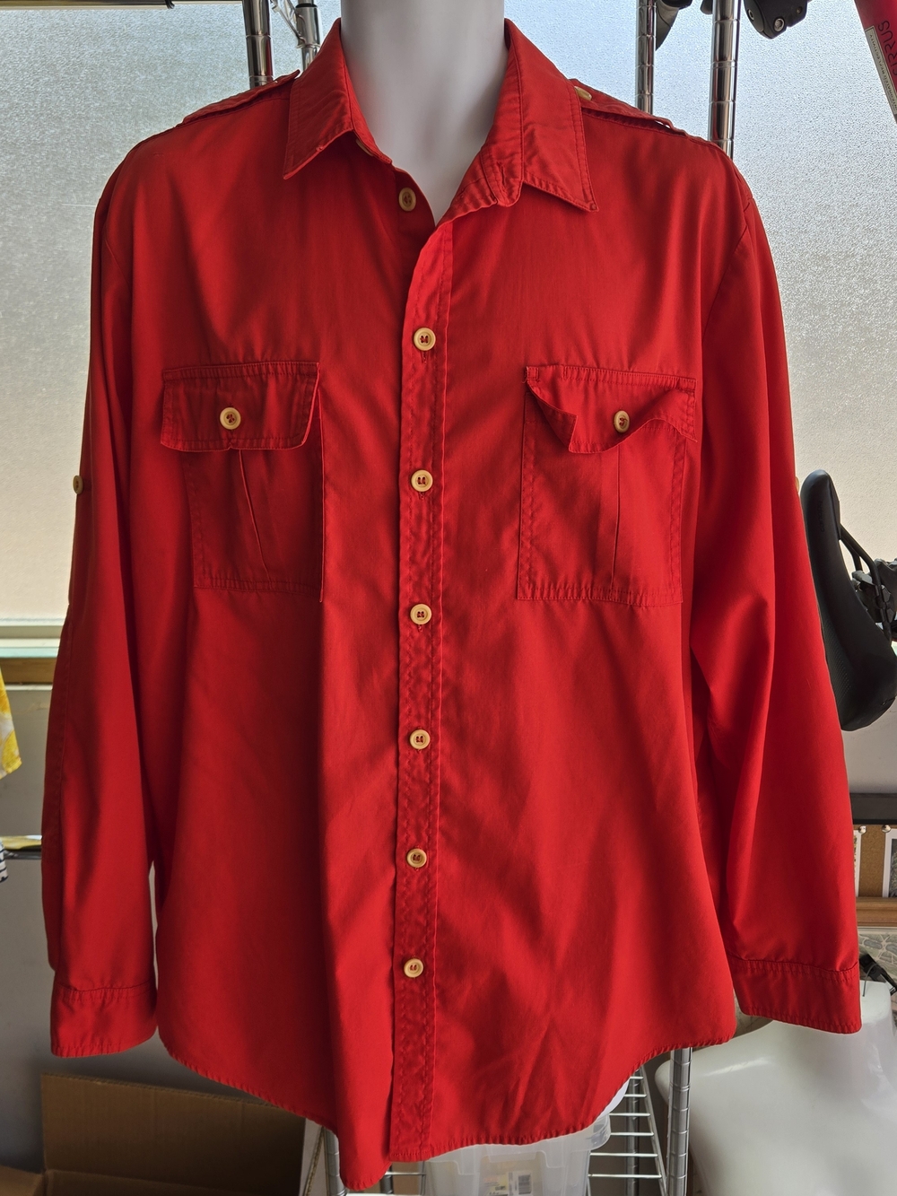 Men's Red Casual Button-Down Shirt with Chest Pockets